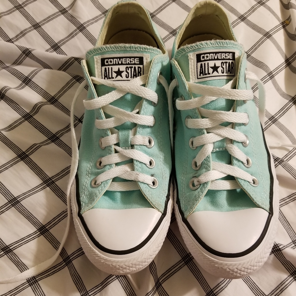 Mint green converse